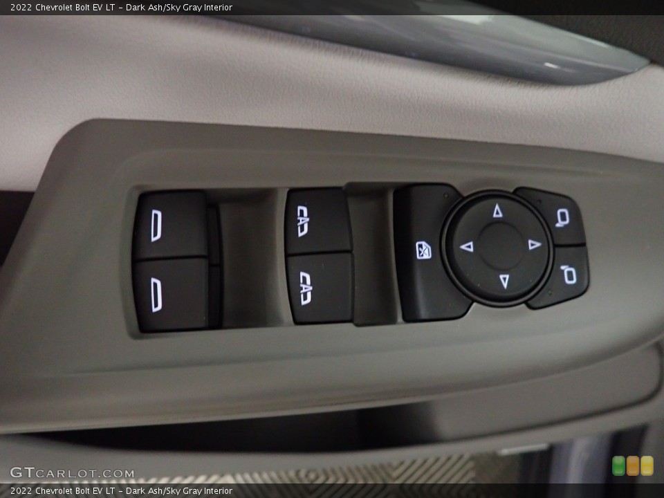 Dark Ash/Sky Gray Interior Controls for the 2022 Chevrolet Bolt EV LT #144740093
