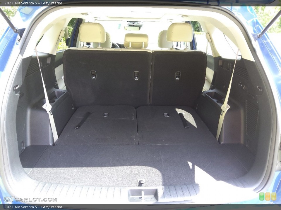 Gray Interior Trunk for the 2021 Kia Sorento S #144742564
