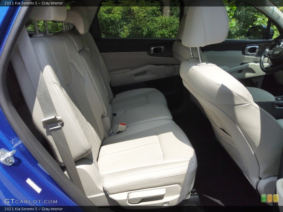 Gray Interior Rear Seat for the 2021 Kia Sorento S #144742573