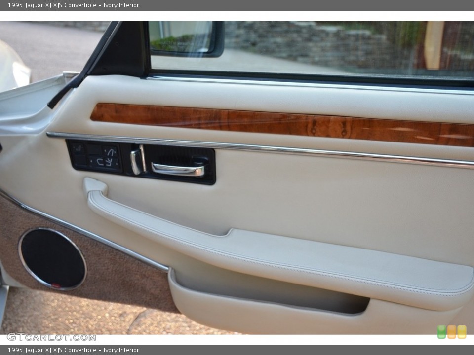 Ivory Interior Door Panel for the 1995 Jaguar XJ XJS Convertible #144757912