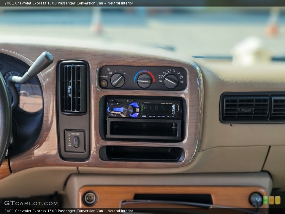 Neutral Interior Controls for the 2001 Chevrolet Express 1500 Passenger Conversion Van #144759768