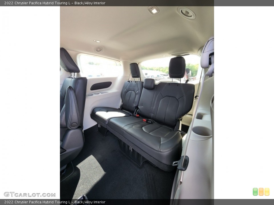 Black/Alloy Interior Rear Seat for the 2022 Chrysler Pacifica Hybrid Touring L #144777428