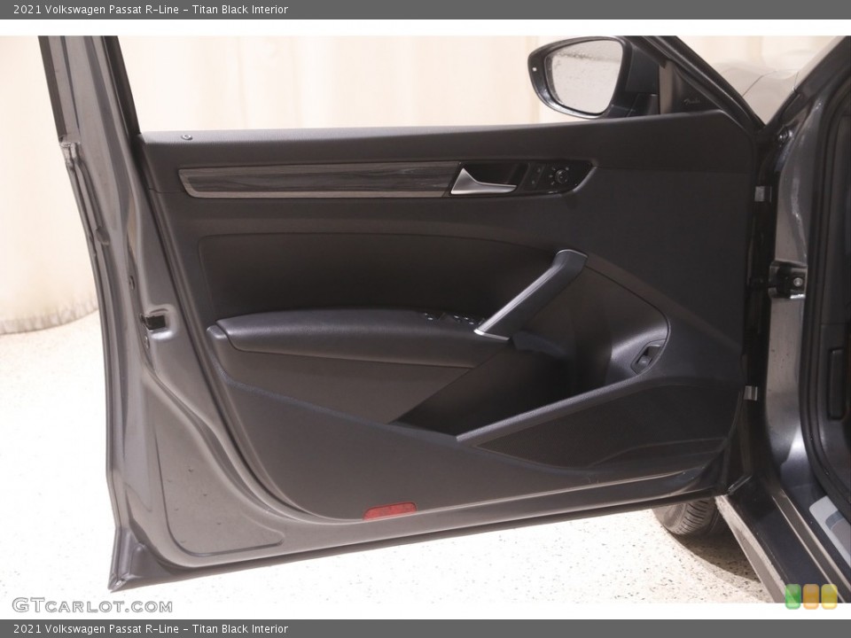 Titan Black Interior Door Panel for the 2021 Volkswagen Passat R-Line #144825563
