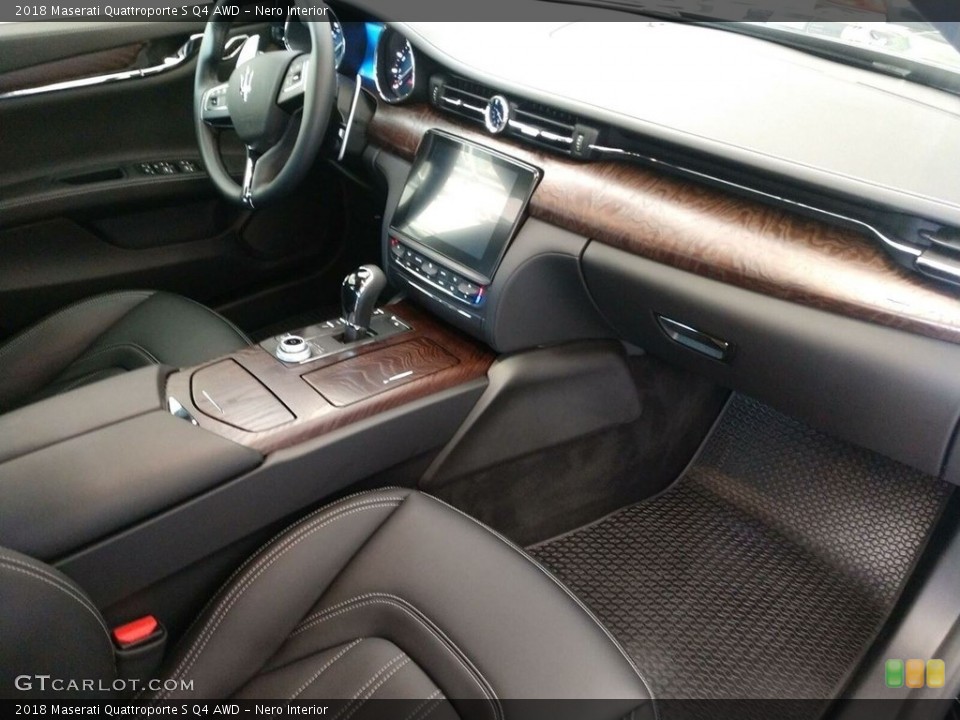 Nero Interior Front Seat for the 2018 Maserati Quattroporte S Q4 AWD #144827444
