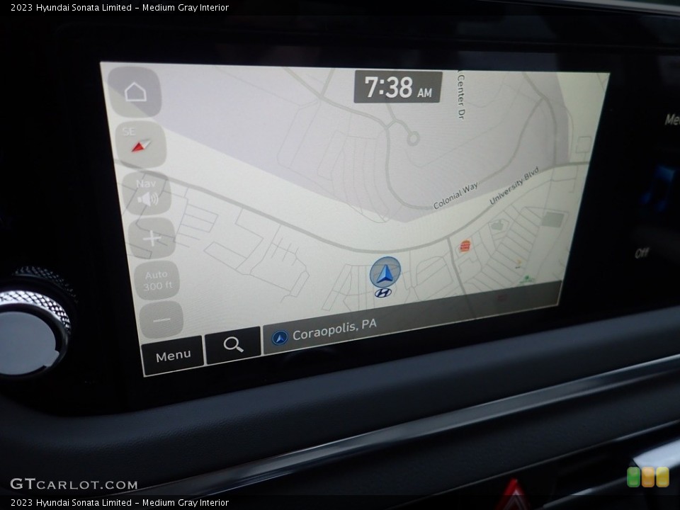 Medium Gray Interior Navigation for the 2023 Hyundai Sonata Limited #144833939