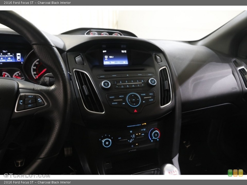 Charcoal Black Interior Controls for the 2016 Ford Focus ST #144863458