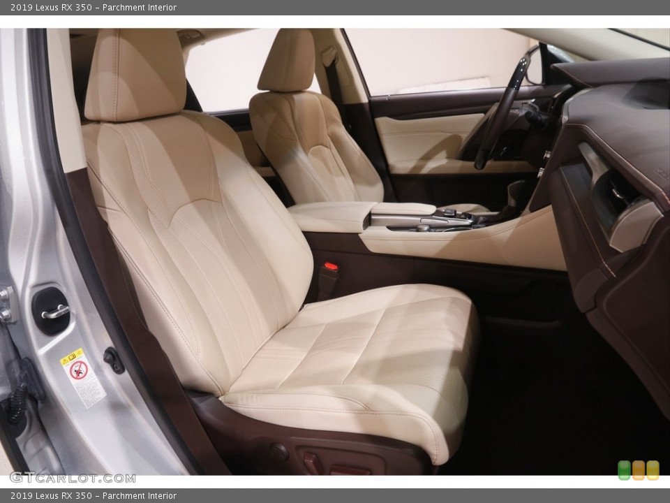 Parchment Interior Photo for the 2019 Lexus RX 350 #144863533