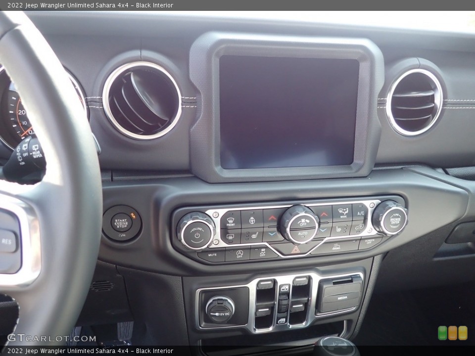 Black Interior Controls for the 2022 Jeep Wrangler Unlimited Sahara 4x4 #144887605