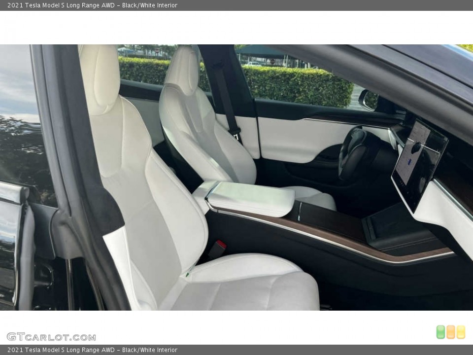 Black/White Interior Front Seat for the 2021 Tesla Model S Long Range AWD #144888706