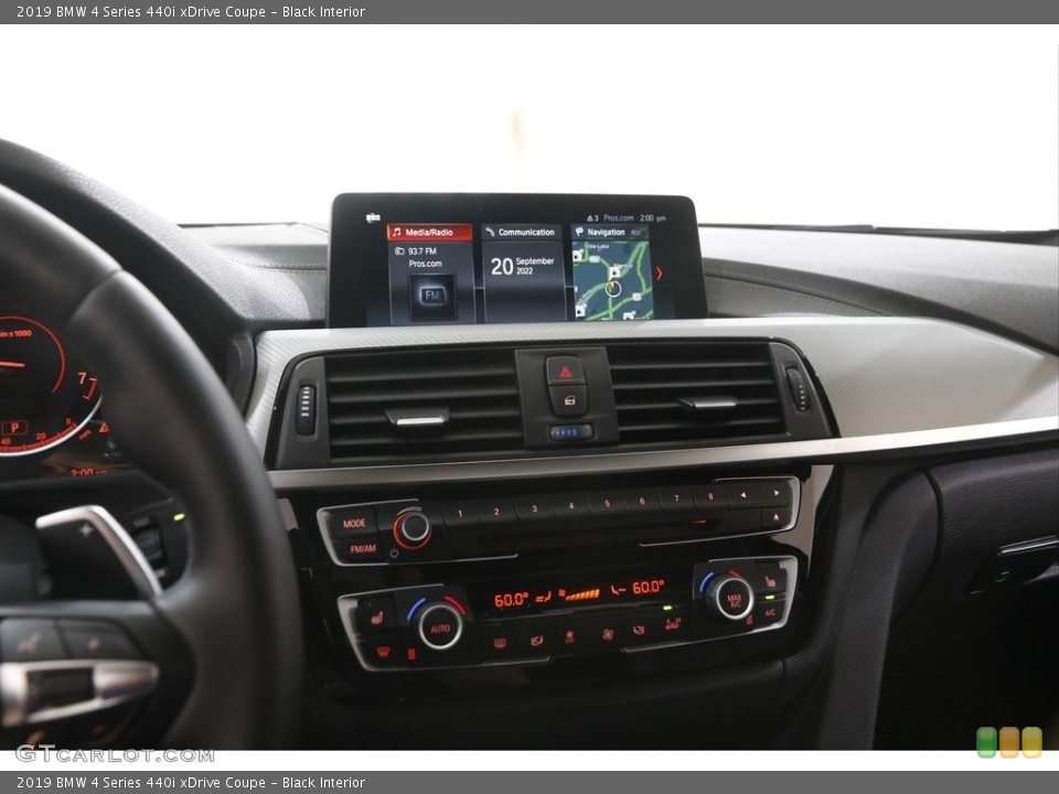 Black Interior Controls for the 2019 BMW 4 Series 440i xDrive Coupe #144892683