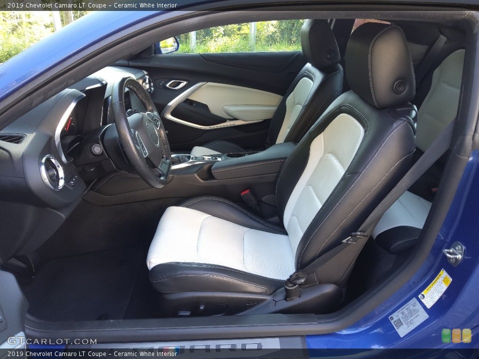 Ceramic White Interior Photo for the 2019 Chevrolet Camaro LT Coupe #144895153