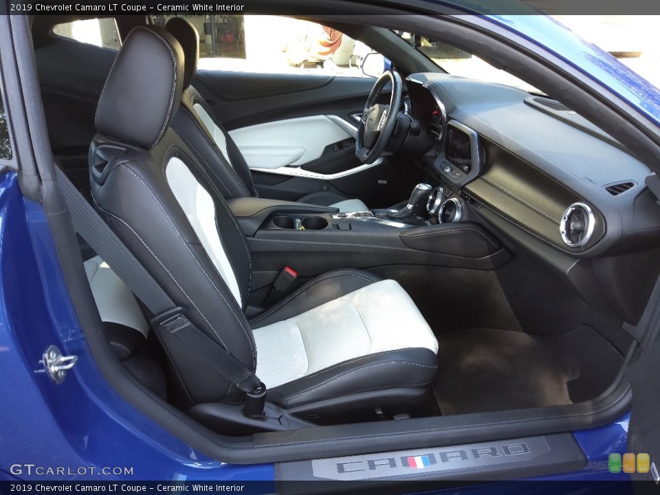 Ceramic White 2019 Chevrolet Camaro Interiors