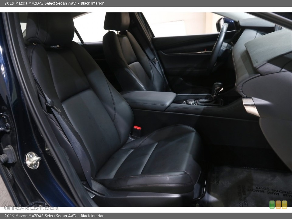 Black Interior Photo for the 2019 Mazda MAZDA3 Select Sedan AWD #144896518