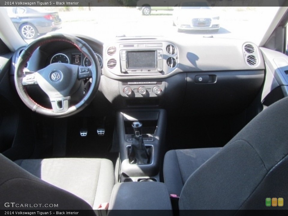 Black Interior Dashboard for the 2014 Volkswagen Tiguan S #144905520