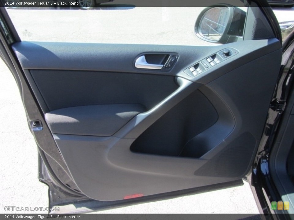 Black Interior Door Panel for the 2014 Volkswagen Tiguan S #144905598