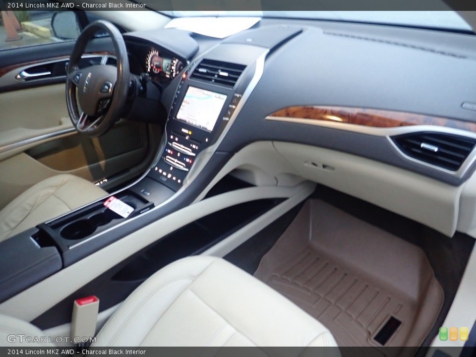 Charcoal Black Interior Photo for the 2014 Lincoln MKZ AWD #144914335