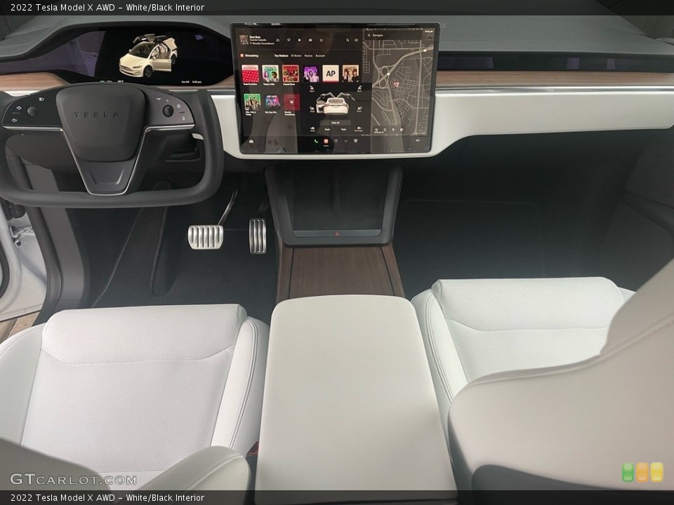 White/Black Interior Dashboard for the 2022 Tesla Model X AWD #144925068