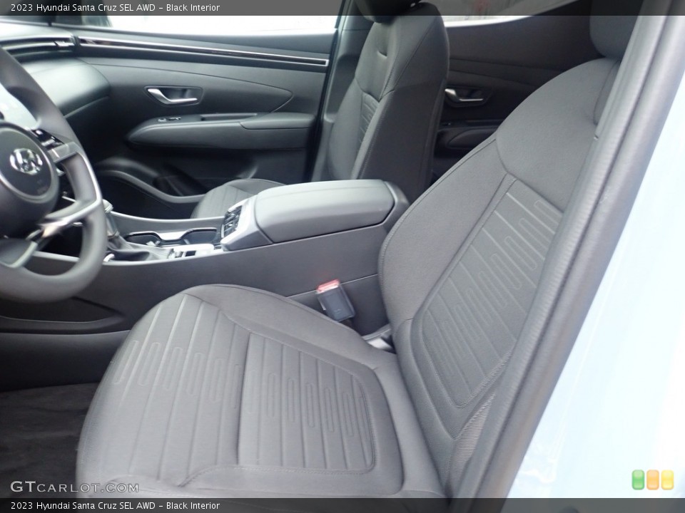 Black Interior Front Seat for the 2023 Hyundai Santa Cruz SEL AWD #144958961