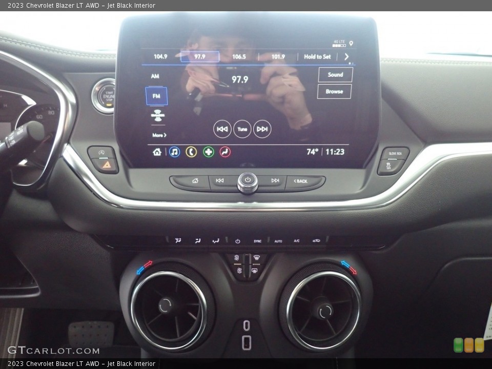 Jet Black Interior Controls for the 2023 Chevrolet Blazer LT AWD #144961655