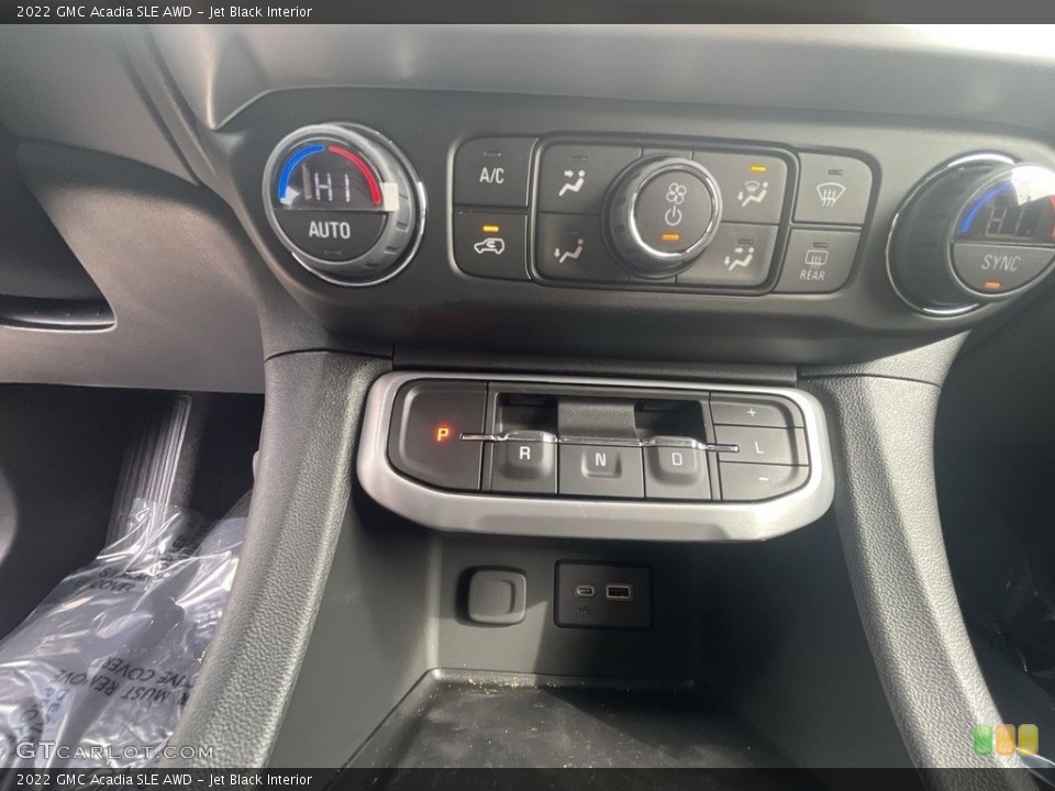 Jet Black Interior Controls for the 2022 GMC Acadia SLE AWD #144966427