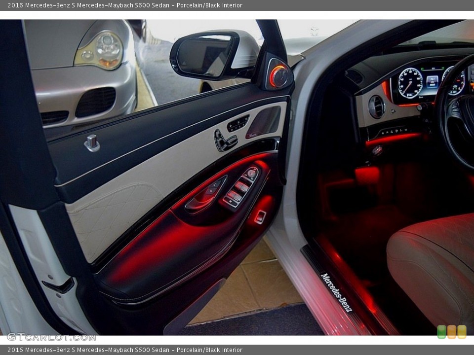 Porcelain/Black Interior Door Panel for the 2016 Mercedes-Benz S Mercedes-Maybach S600 Sedan #144976373