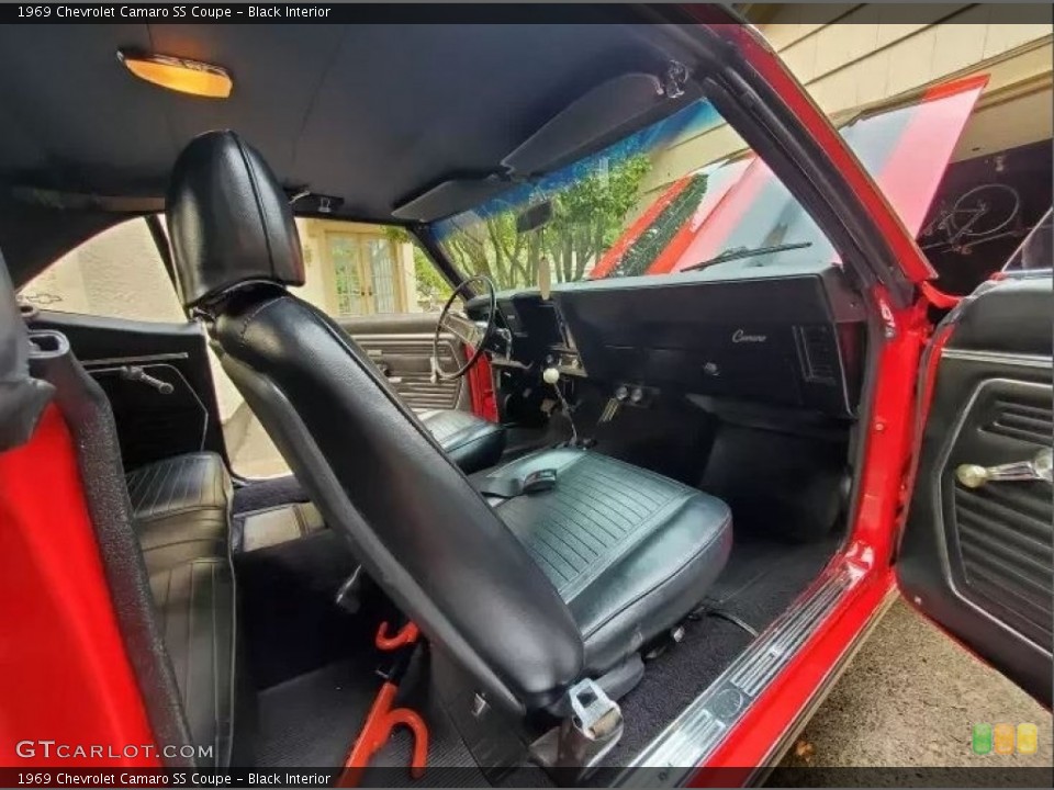 Black Interior Photo for the 1969 Chevrolet Camaro SS Coupe #144978136