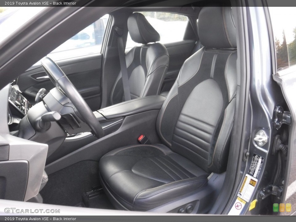 Black Interior Front Seat for the 2019 Toyota Avalon XSE #144978427