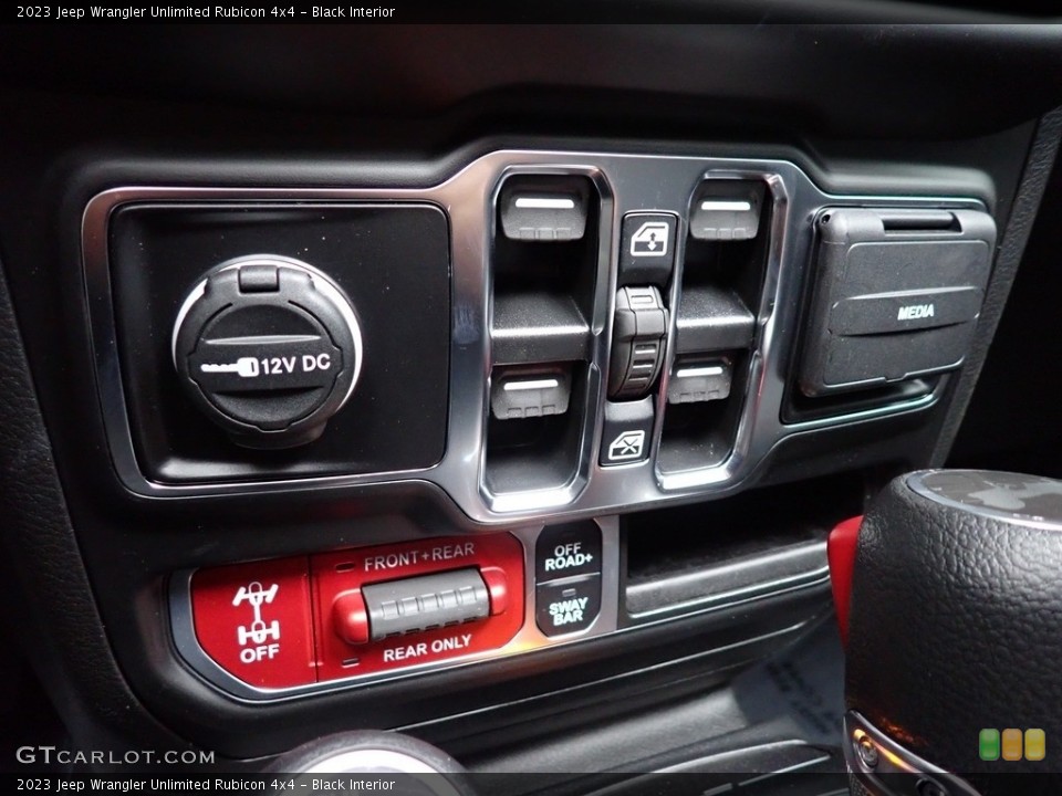 Black Interior Controls for the 2023 Jeep Wrangler Unlimited Rubicon 4x4 #145003660