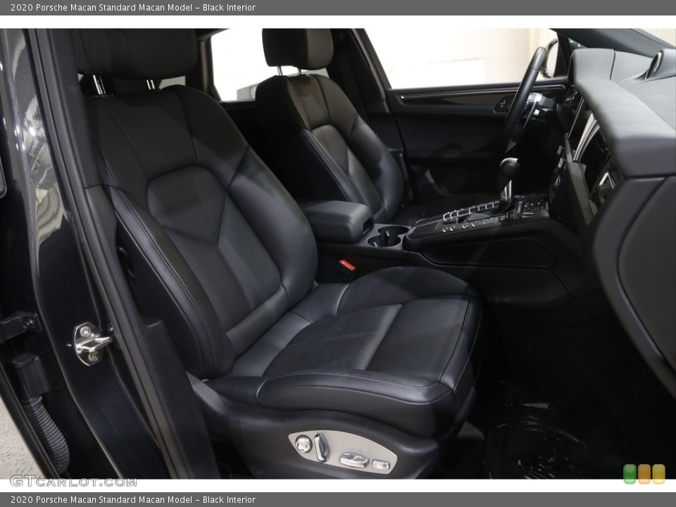 Black Interior Front Seat for the 2020 Porsche Macan  #145006179