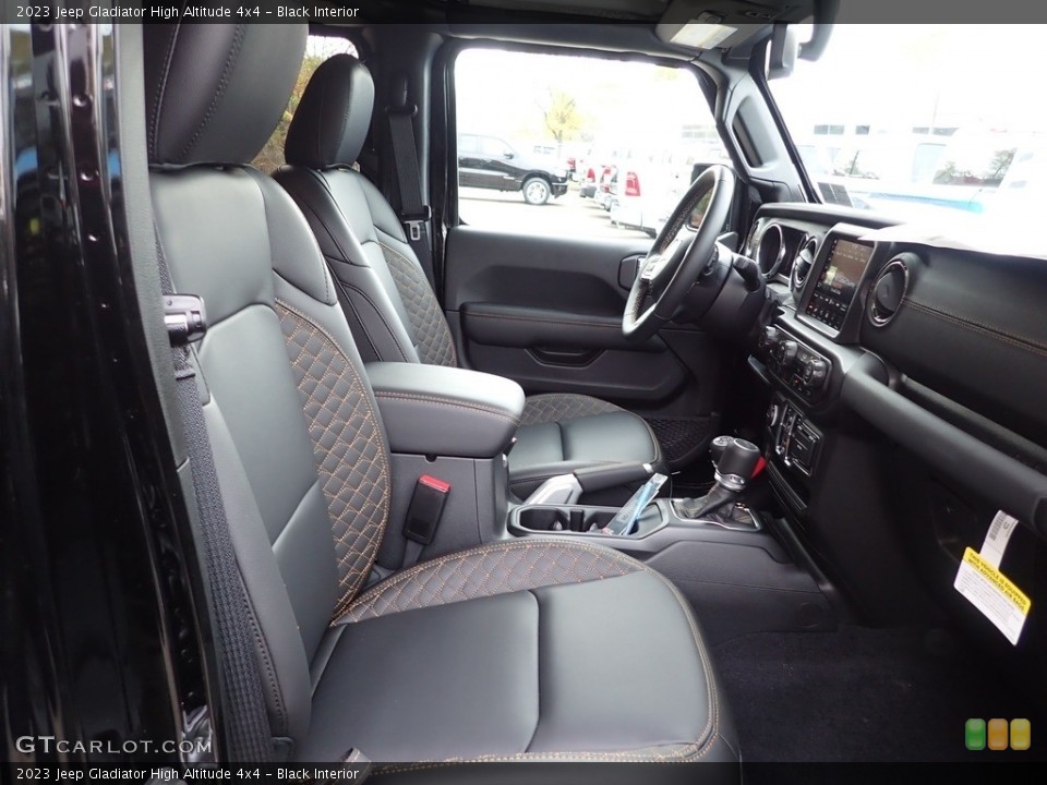 Black Interior Photo for the 2023 Jeep Gladiator High Altitude 4x4 #145013074