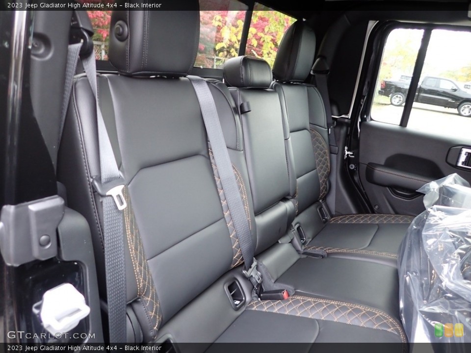 Black Interior Rear Seat for the 2023 Jeep Gladiator High Altitude 4x4 #145013101
