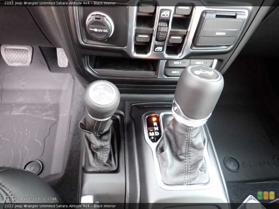 Black Interior Transmission for the 2023 Jeep Wrangler Unlimited Sahara Altitude 4x4 #145014805