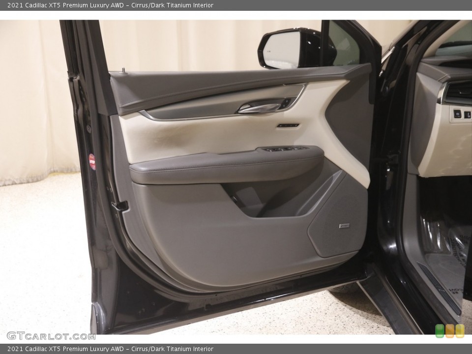 Cirrus/Dark Titanium Interior Door Panel for the 2021 Cadillac XT5 Premium Luxury AWD #145021039