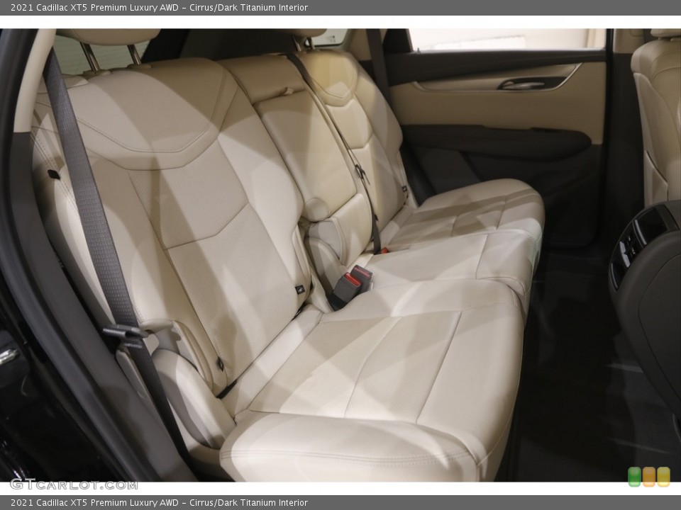 Cirrus/Dark Titanium Interior Rear Seat for the 2021 Cadillac XT5 Premium Luxury AWD #145021081