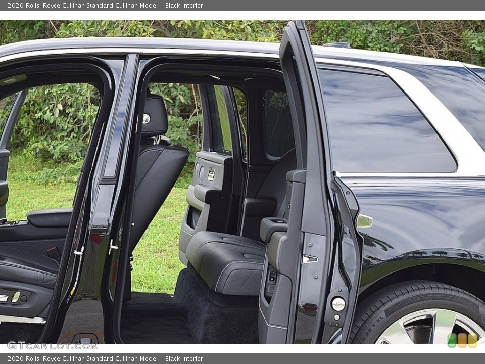 Black Interior Rear Seat for the 2020 Rolls-Royce Cullinan  #145021940