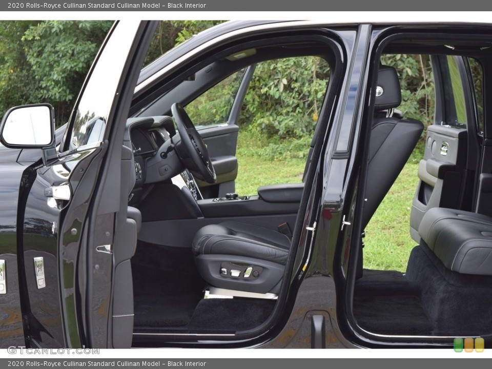 Black 2020 Rolls-Royce Cullinan Interiors
