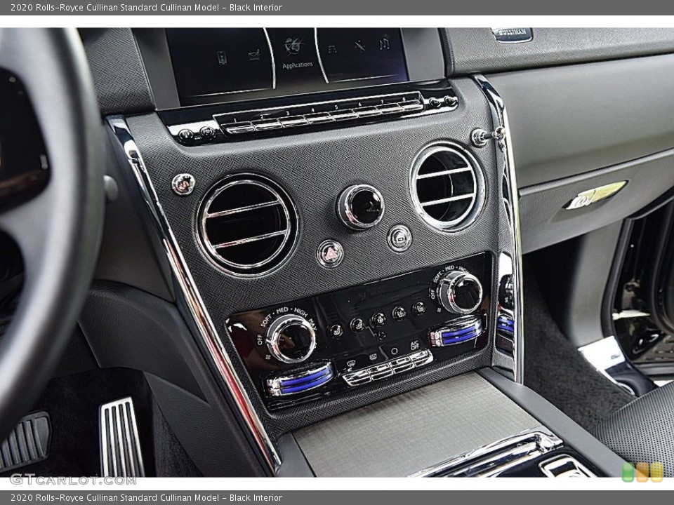 Black Interior Controls for the 2020 Rolls-Royce Cullinan  #145022645