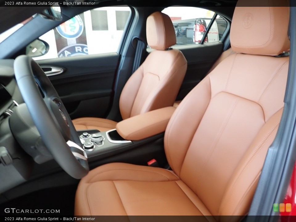 Black/Tan Interior Front Seat for the 2023 Alfa Romeo Giulia Sprint #145024397