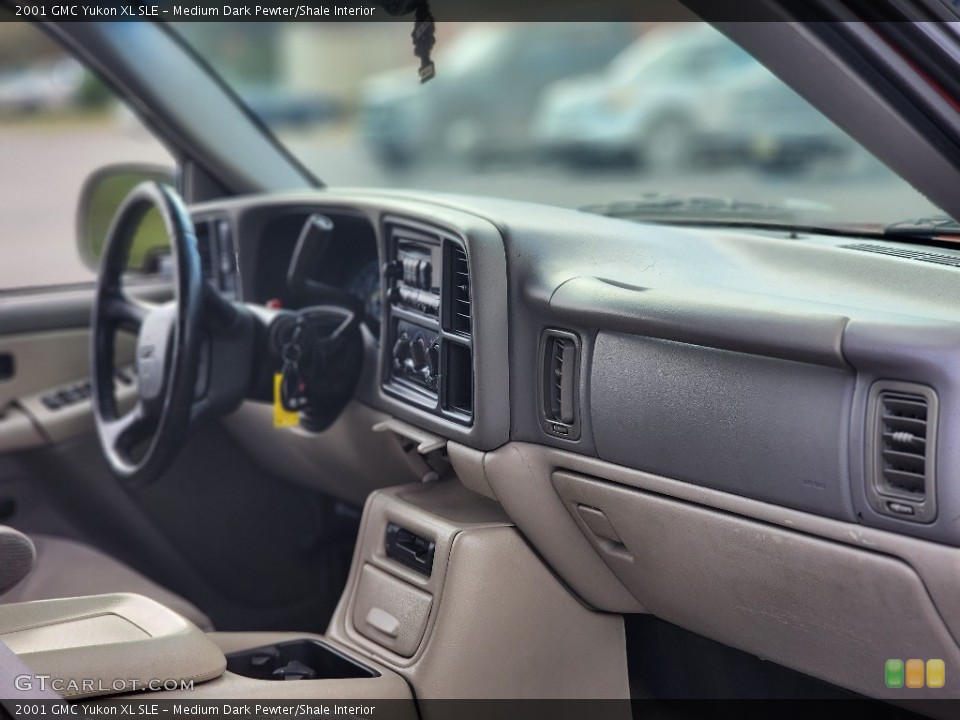Medium Dark Pewter/Shale Interior Dashboard for the 2001 GMC Yukon XL SLE #145031158