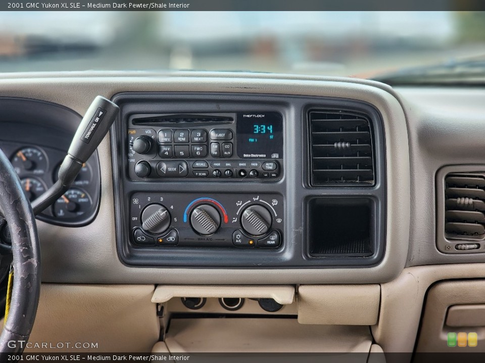 Medium Dark Pewter/Shale Interior Controls for the 2001 GMC Yukon XL SLE #145031224