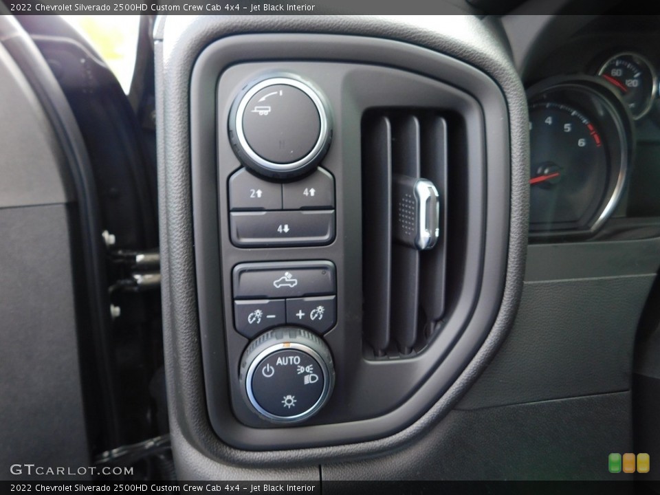 Jet Black Interior Controls for the 2022 Chevrolet Silverado 2500HD Custom Crew Cab 4x4 #145046677