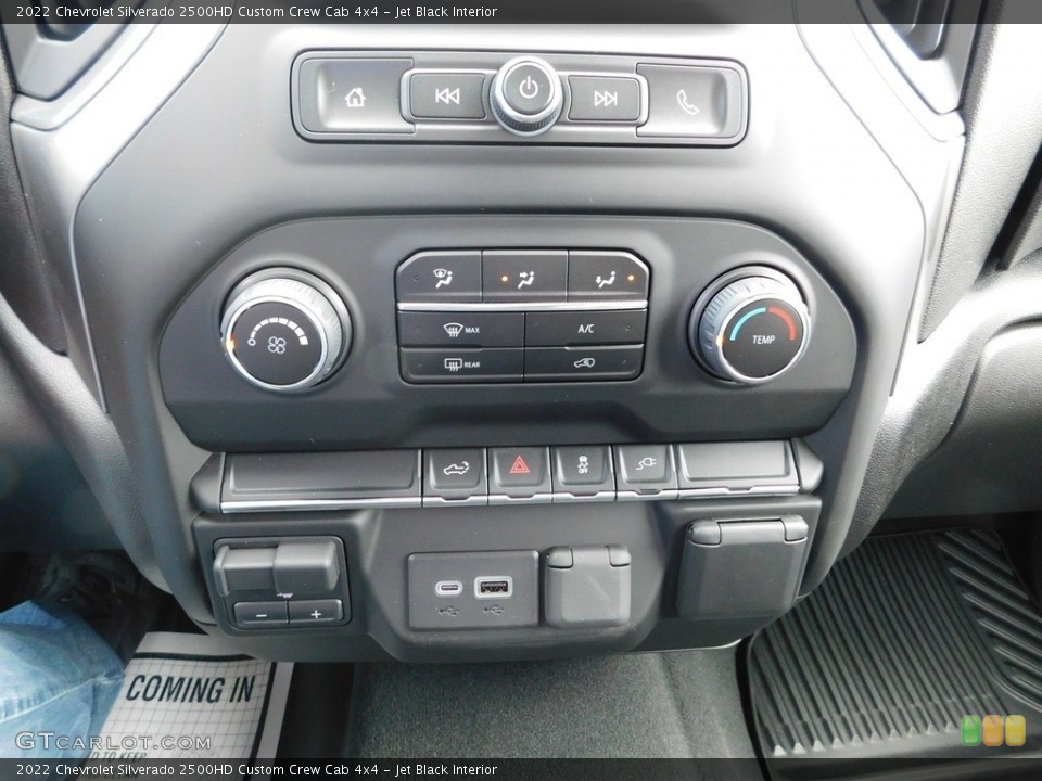 Jet Black Interior Controls for the 2022 Chevrolet Silverado 2500HD Custom Crew Cab 4x4 #145046809