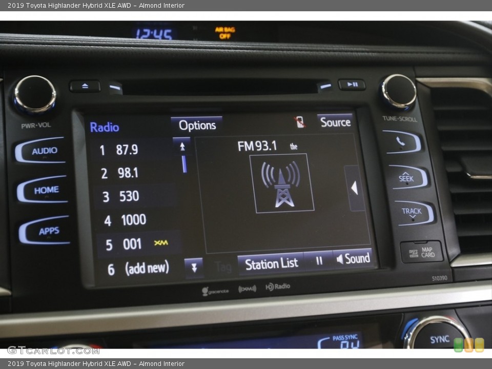 Almond Interior Controls for the 2019 Toyota Highlander Hybrid XLE AWD #145051906