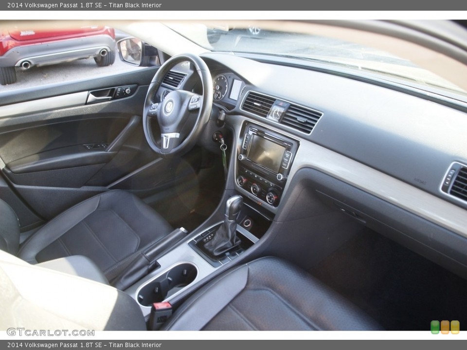 Titan Black Interior Photo for the 2014 Volkswagen Passat 1.8T SE #145054495