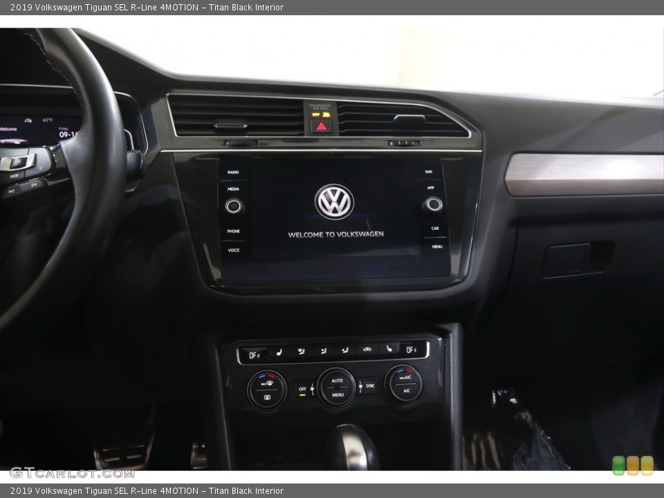 Titan Black Interior Controls for the 2019 Volkswagen Tiguan SEL R-Line 4MOTION #145056427