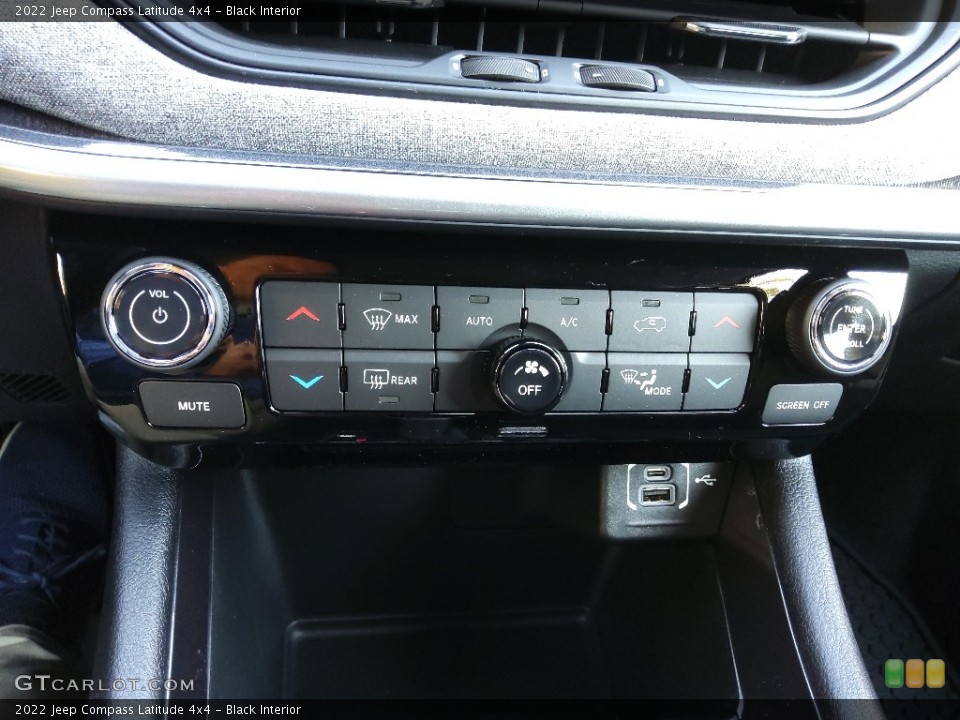 Black Interior Controls for the 2022 Jeep Compass Latitude 4x4 #145069663