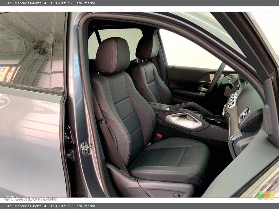 Black Interior Photo for the 2023 Mercedes-Benz GLE 350 4Matic #145073516