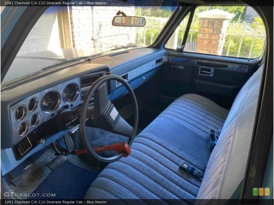 Blue Interior Photo for the 1981 Chevrolet C/K C10 Silverado Regular Cab #145075403