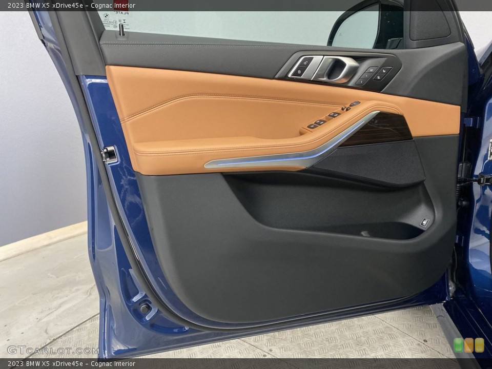 Cognac Interior Door Panel for the 2023 BMW X5 xDrive45e #145076795