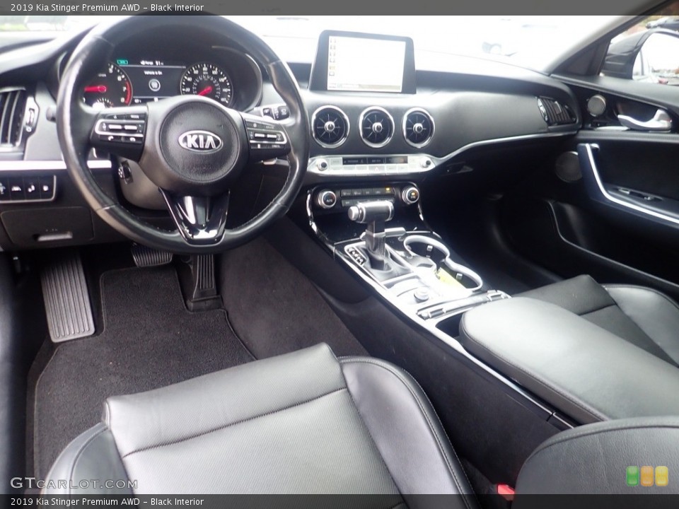 Black Interior Photo for the 2019 Kia Stinger Premium AWD #145089837